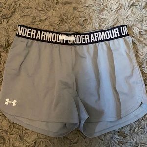Gray under armor shorts